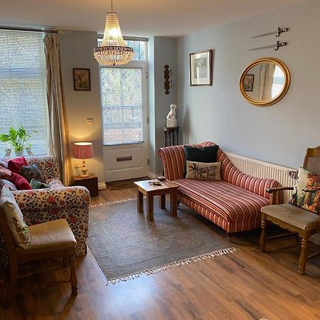 Quirky Town Centre Apartment With River Terrace Macclesfield Eksteriør bilde