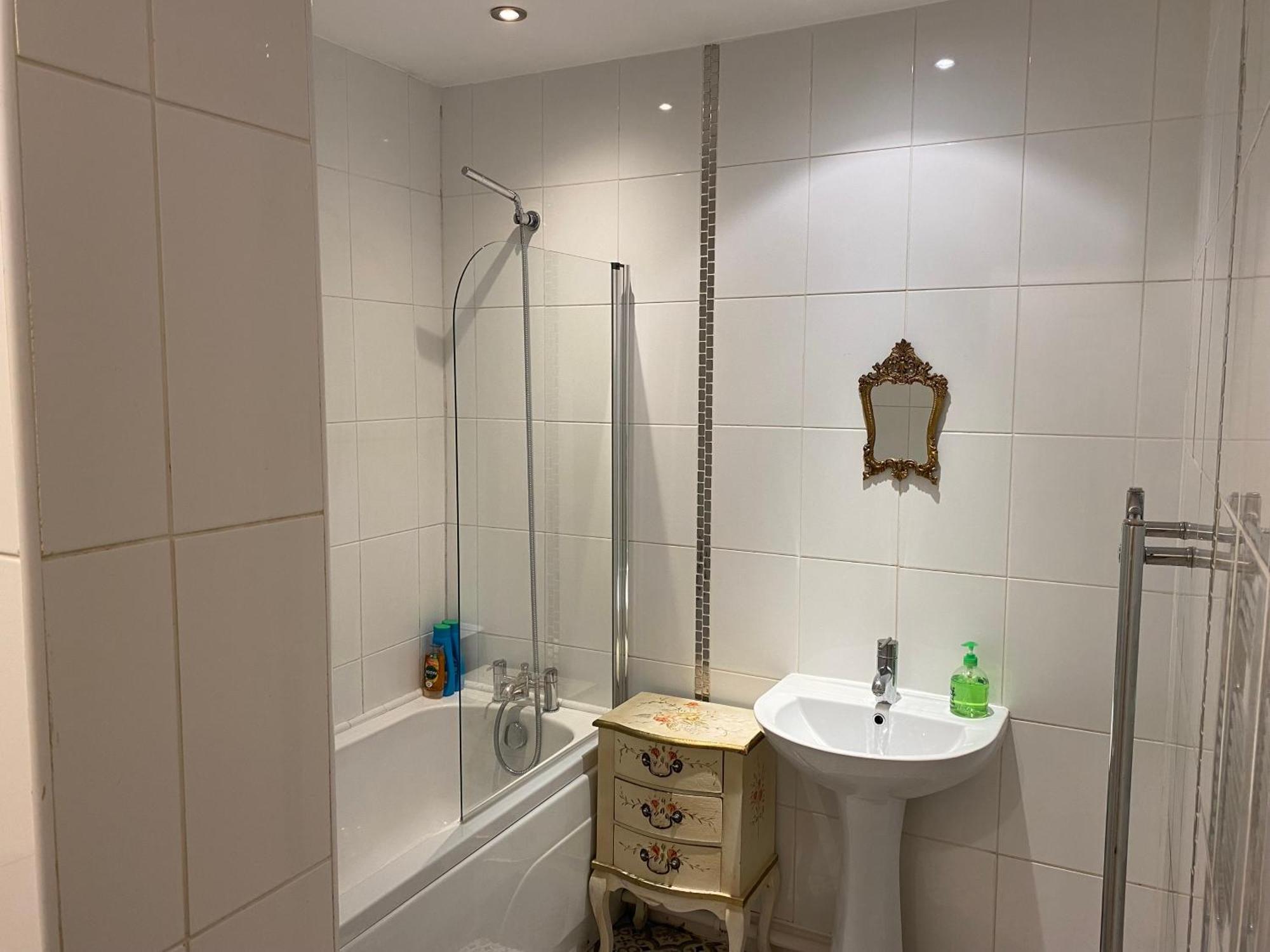 Quirky Town Centre Apartment With River Terrace Macclesfield Eksteriør bilde